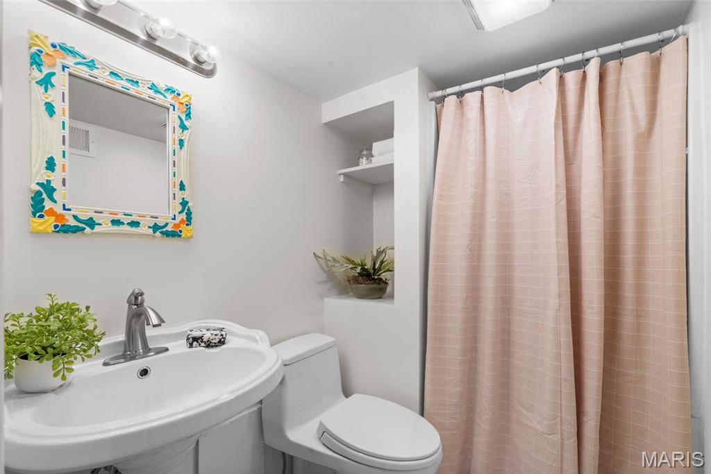 3935 McCausland Avenue