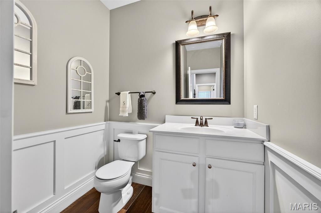 22 Fall Flower Court