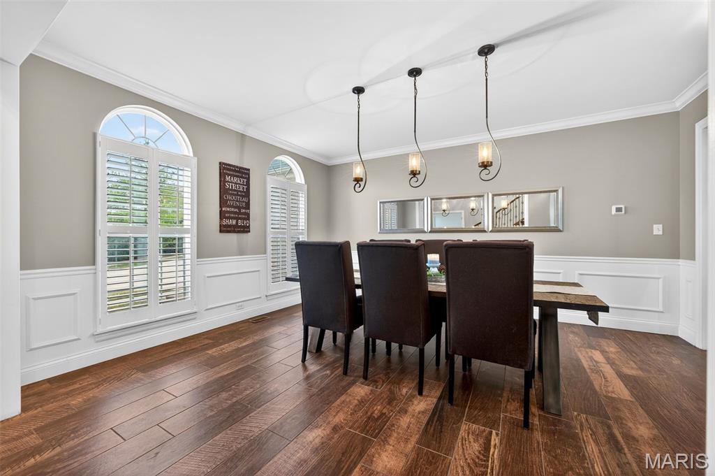 22 Fall Flower Court