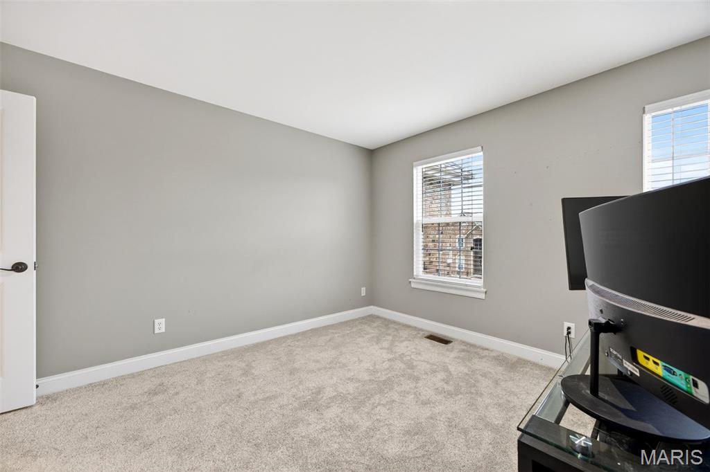 22 Fall Flower Court