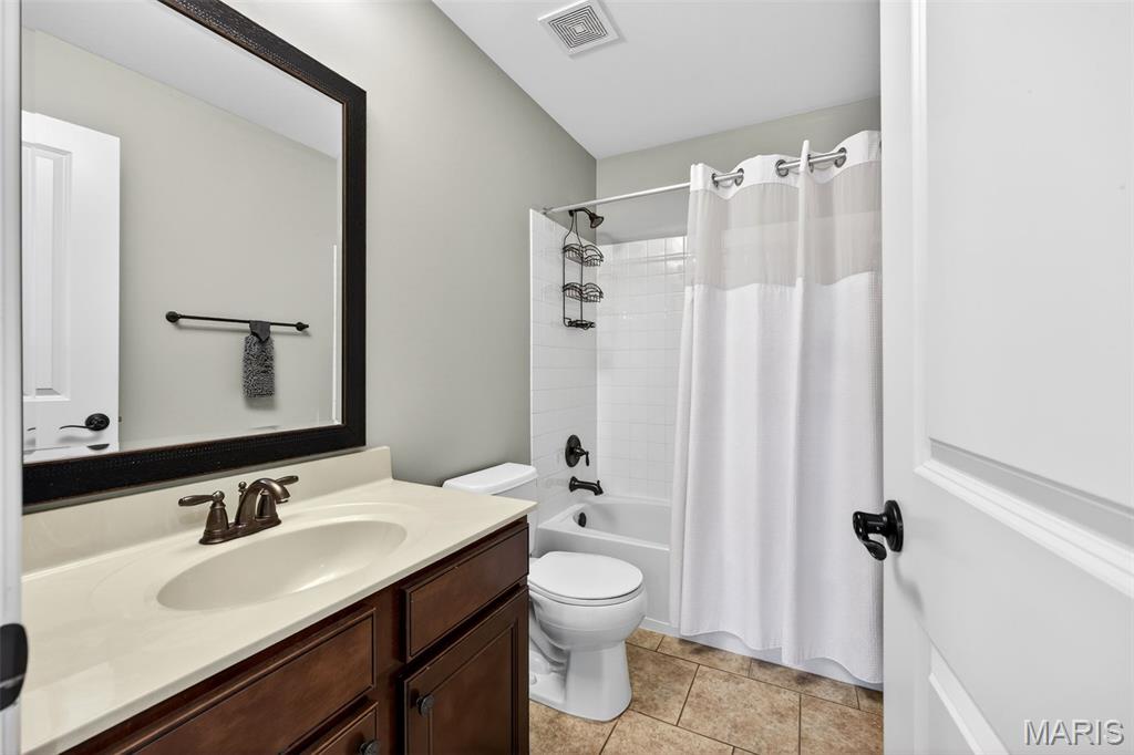 22 Fall Flower Court