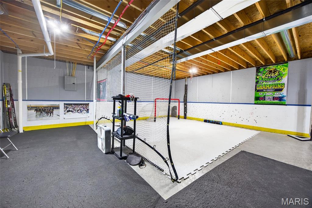 22 Fall Flower Court