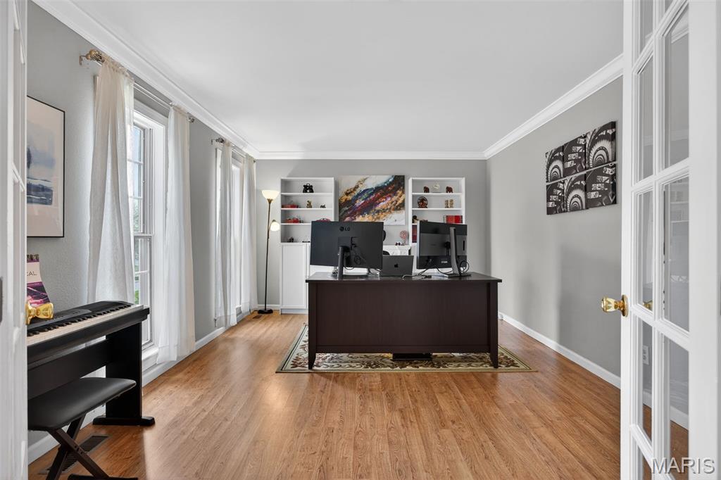 323 Oakleigh Woods Drive