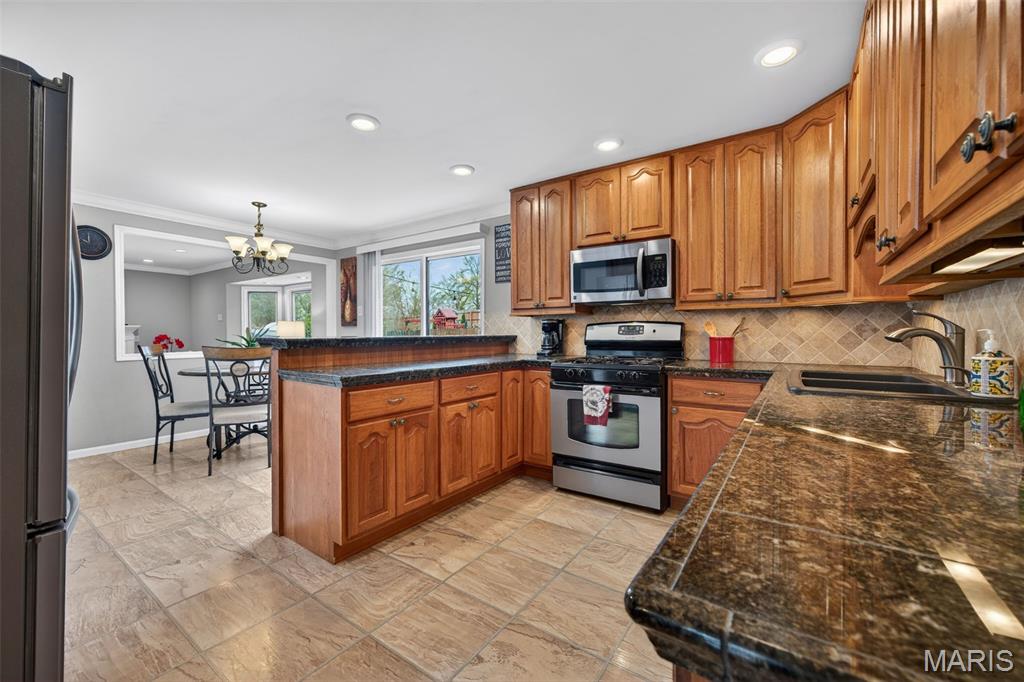 323 Oakleigh Woods Drive