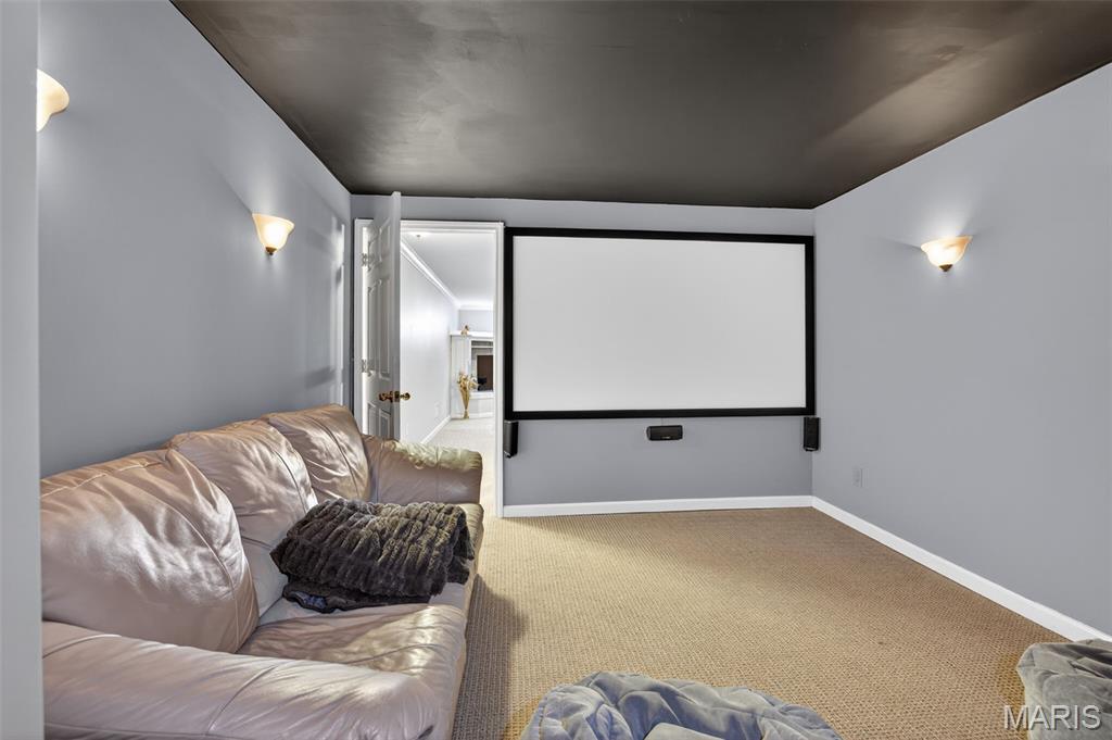 323 Oakleigh Woods Drive