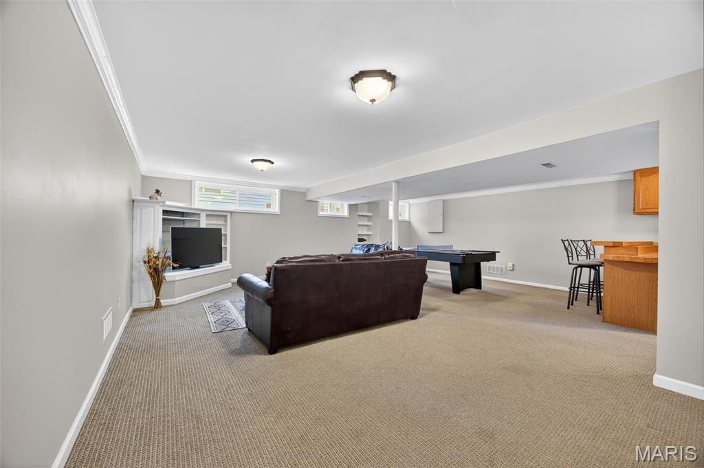 323 Oakleigh Woods Drive