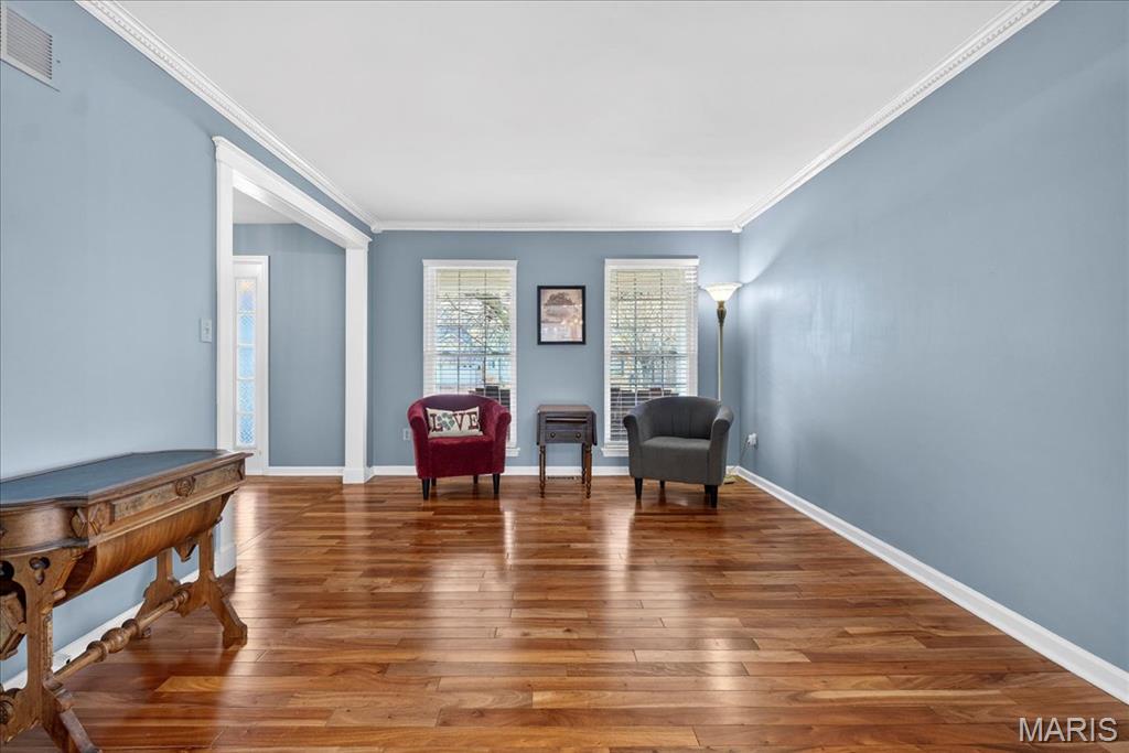 1239 Bedford Falls Court