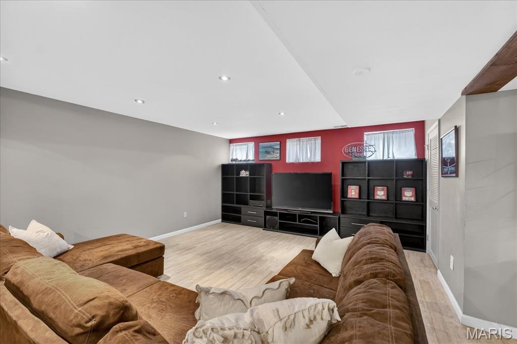 1239 Bedford Falls Court