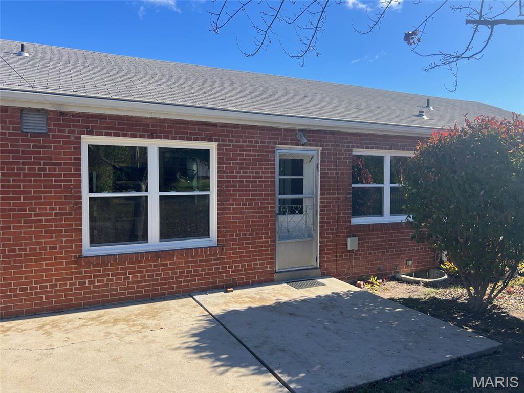 5937 Childress Avenue