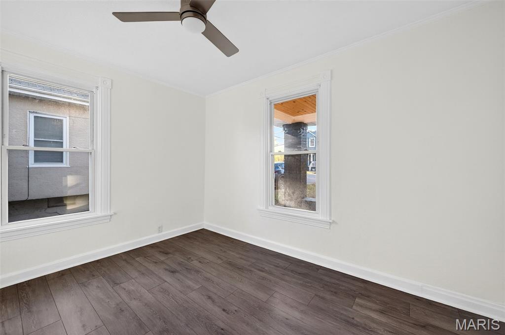 123 W Thornton Avenue