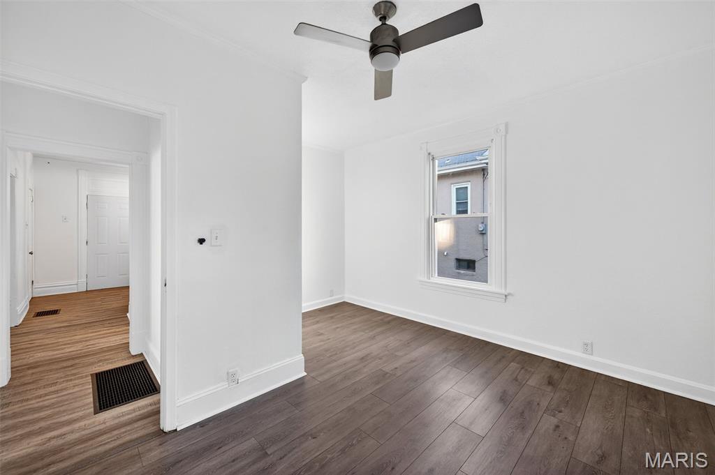 123 W Thornton Avenue