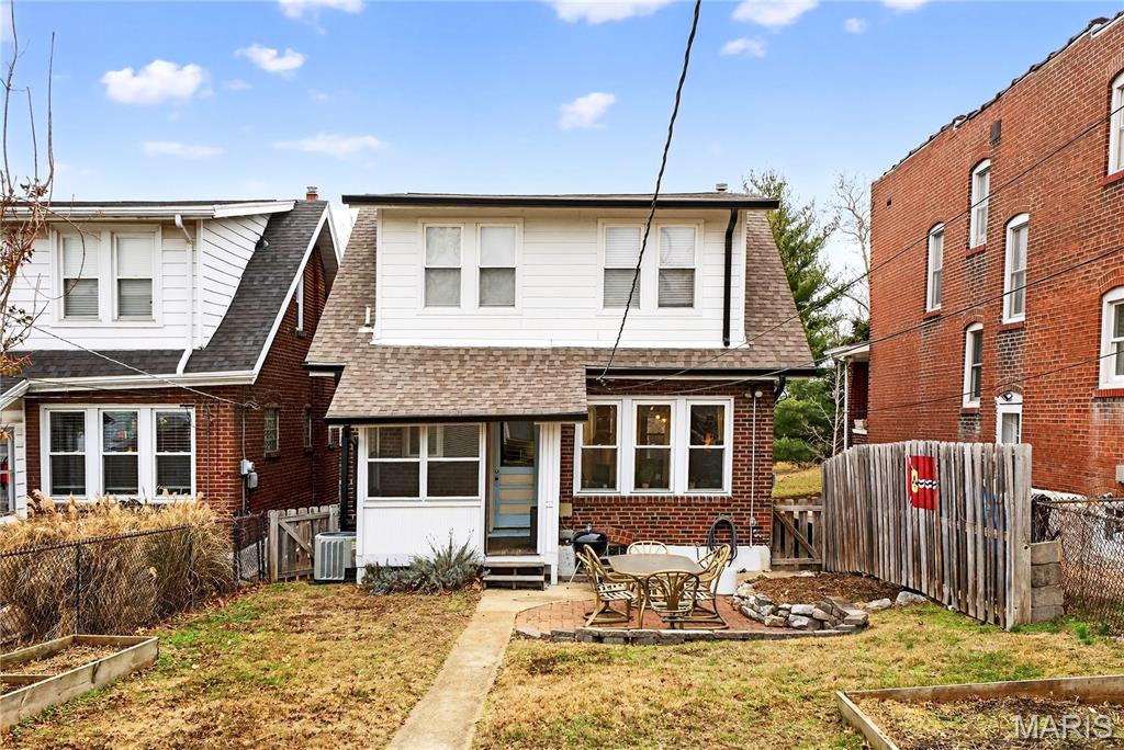 6038 Columbia Avenue