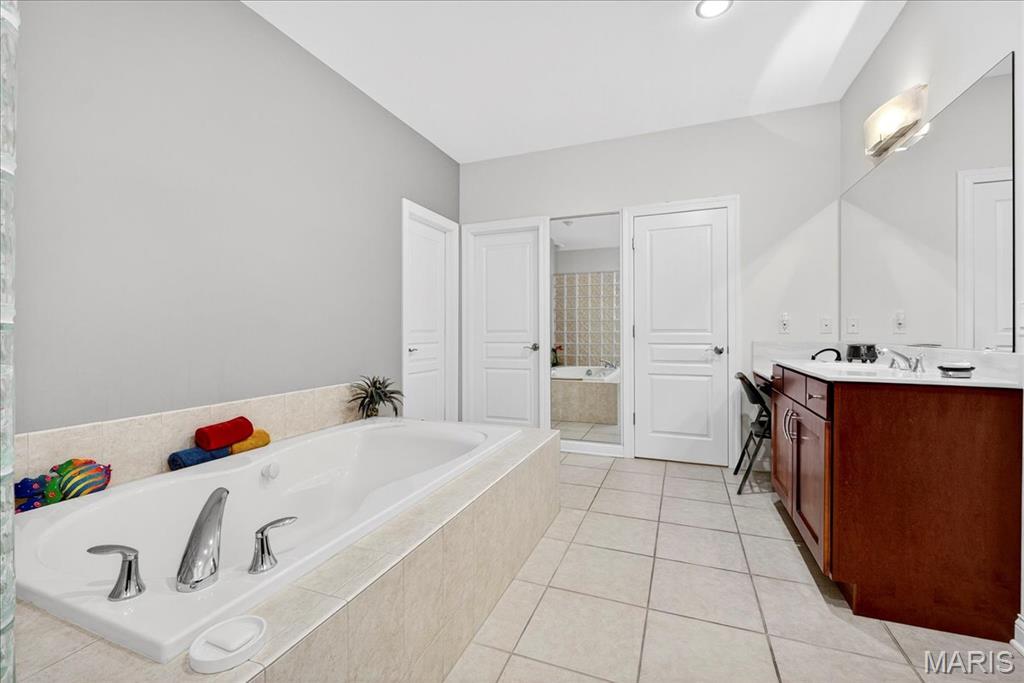 21 Old Belle Monte Road