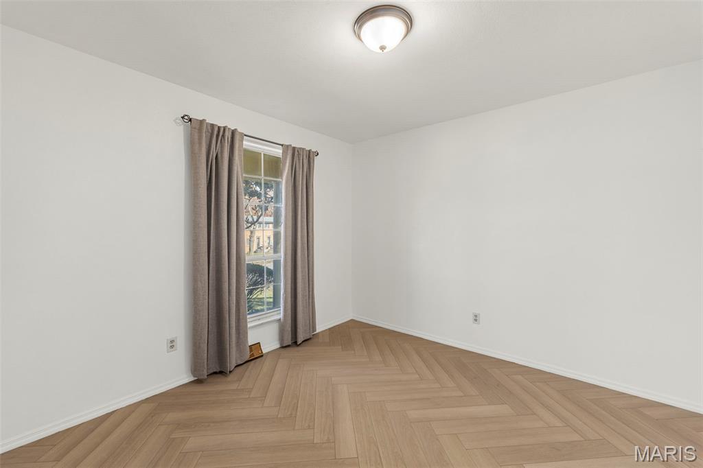 910 Cheri Heights Court