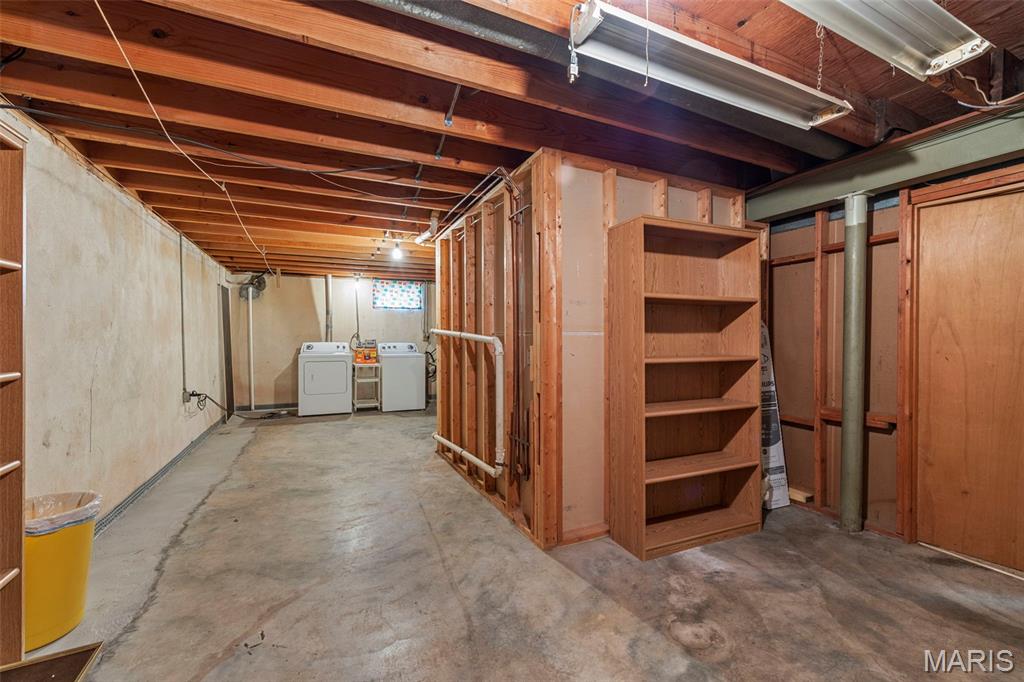 910 Cheri Heights Court