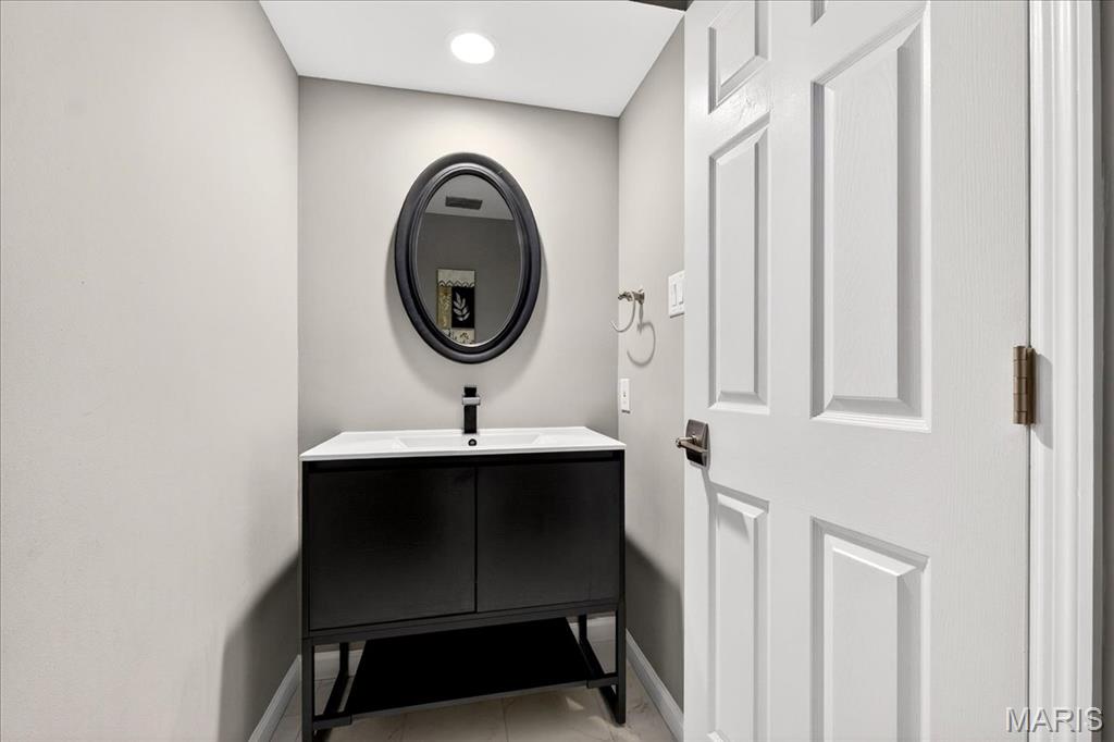 2350 Gateroyal Drive