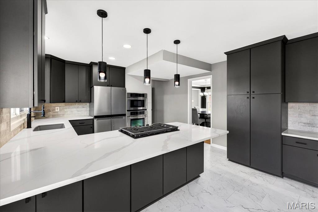 2350 Gateroyal Drive