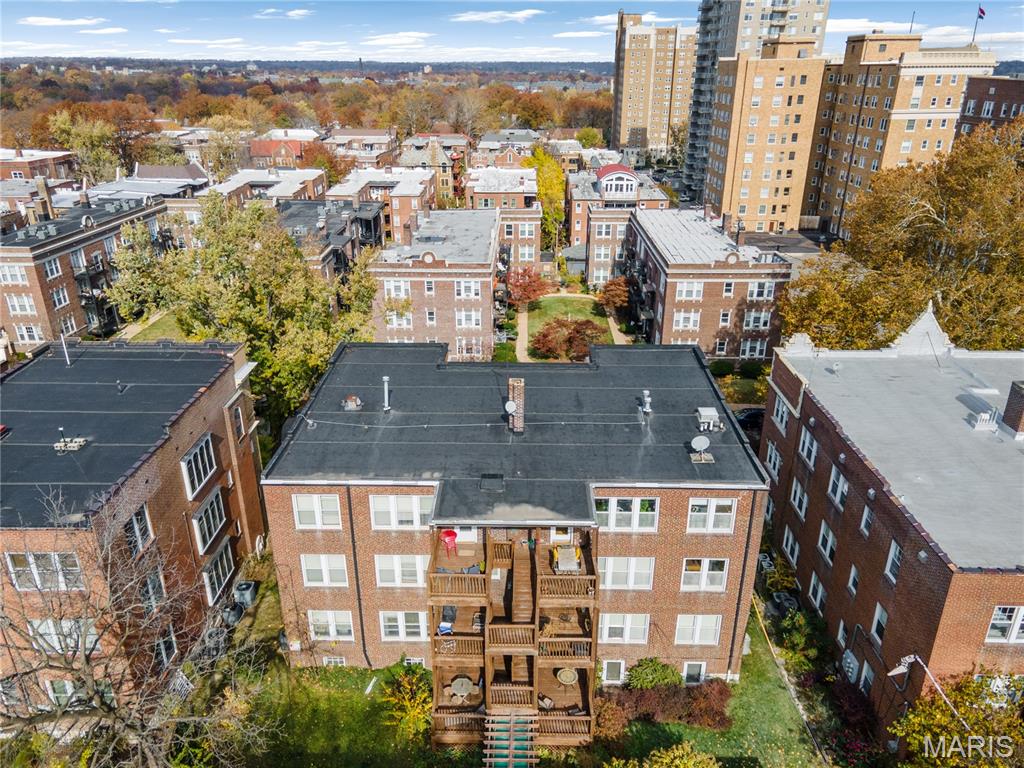 6226 Southwood Avenue Unit: 2E