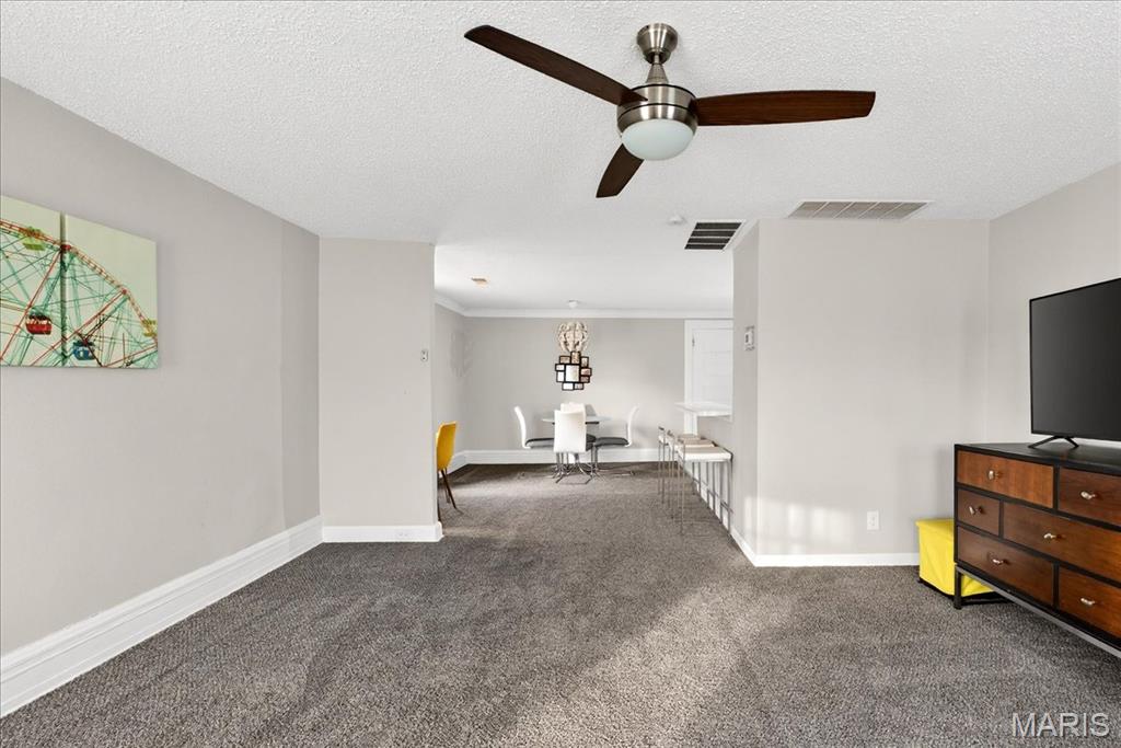 5103 Waterman Boulevard