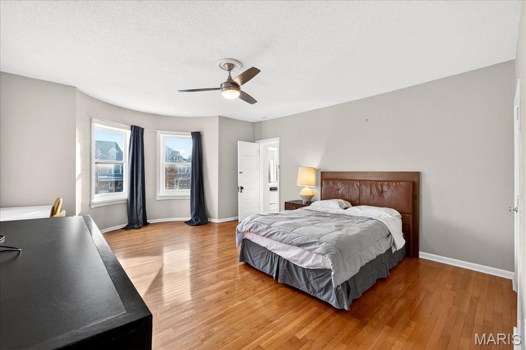 5103 Waterman Boulevard