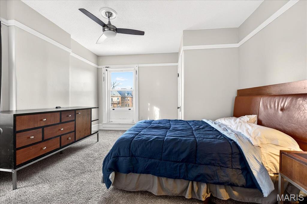 5103 Waterman Boulevard