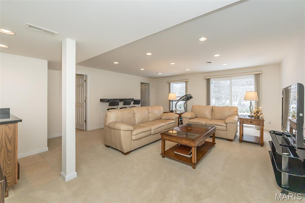 160 Baxter Commons Drive