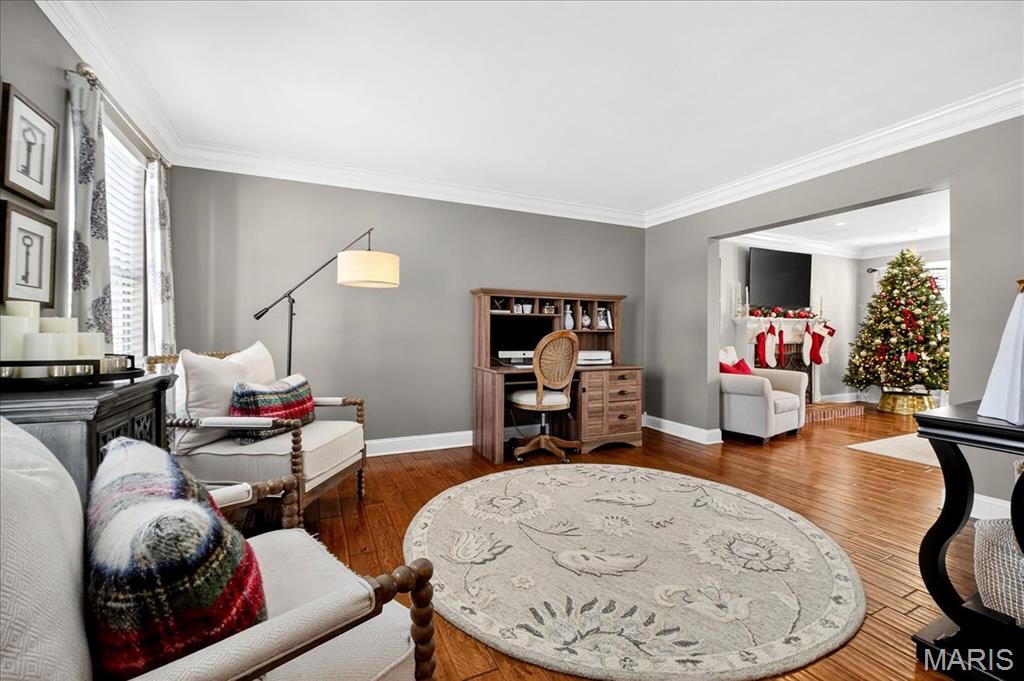 311 Beacon Point Lane