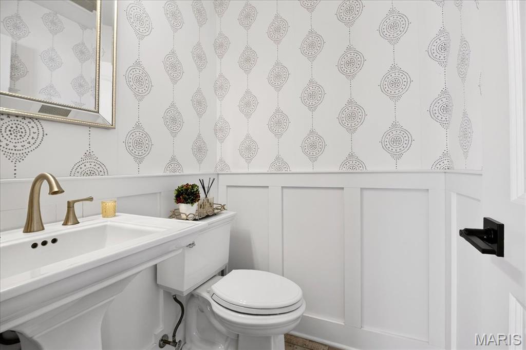 311 Beacon Point Lane