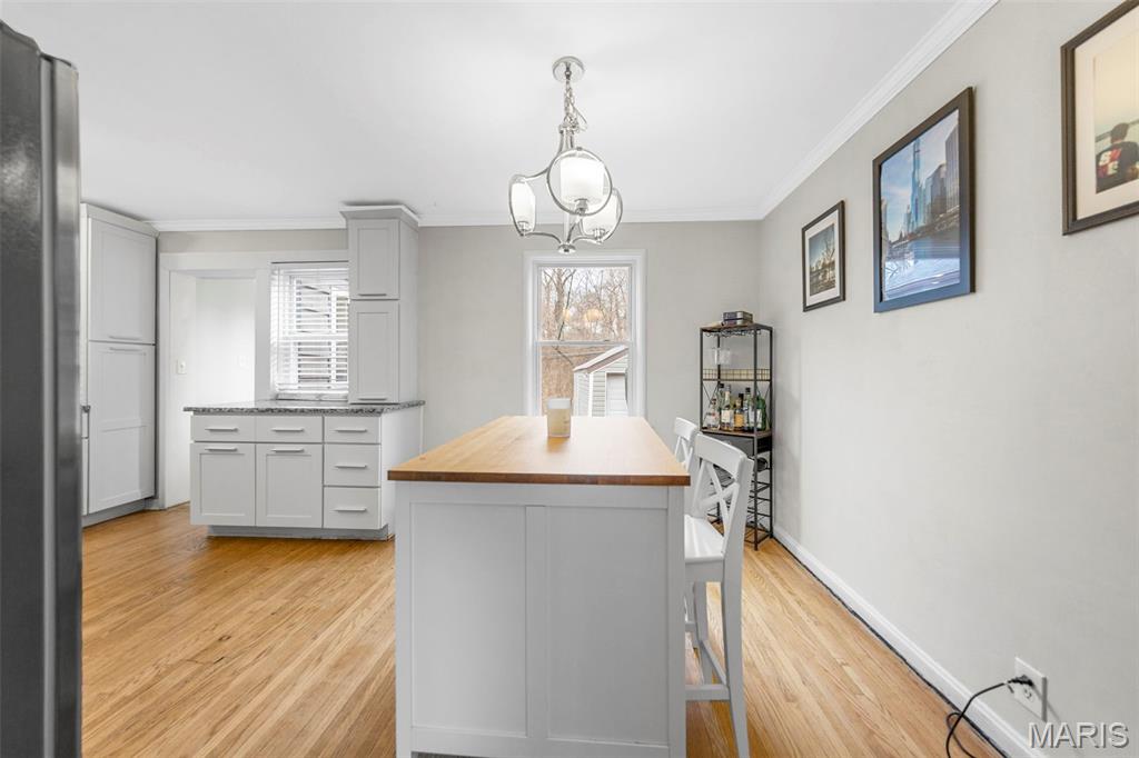 7044 Holly Hills Avenue