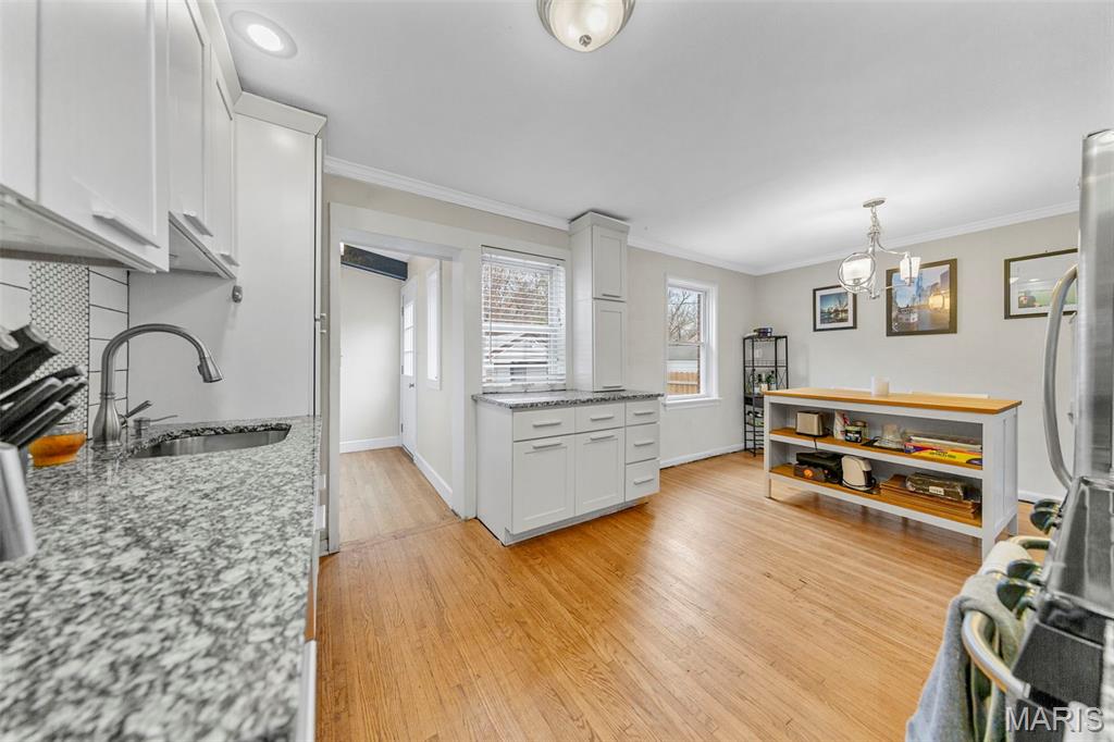 7044 Holly Hills Avenue