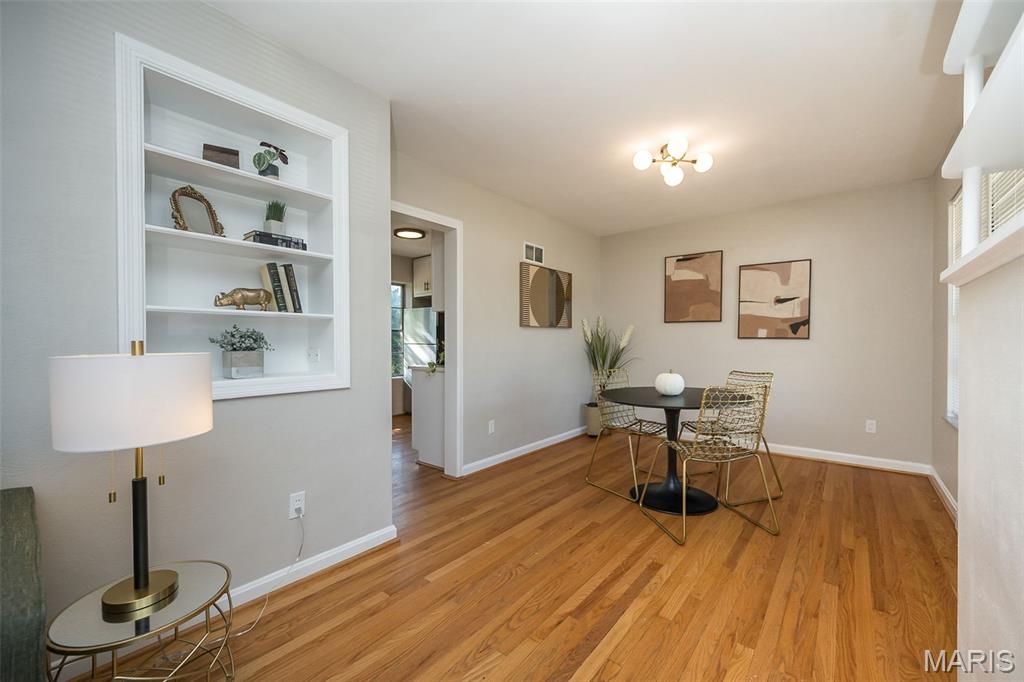 5937 Childress Avenue