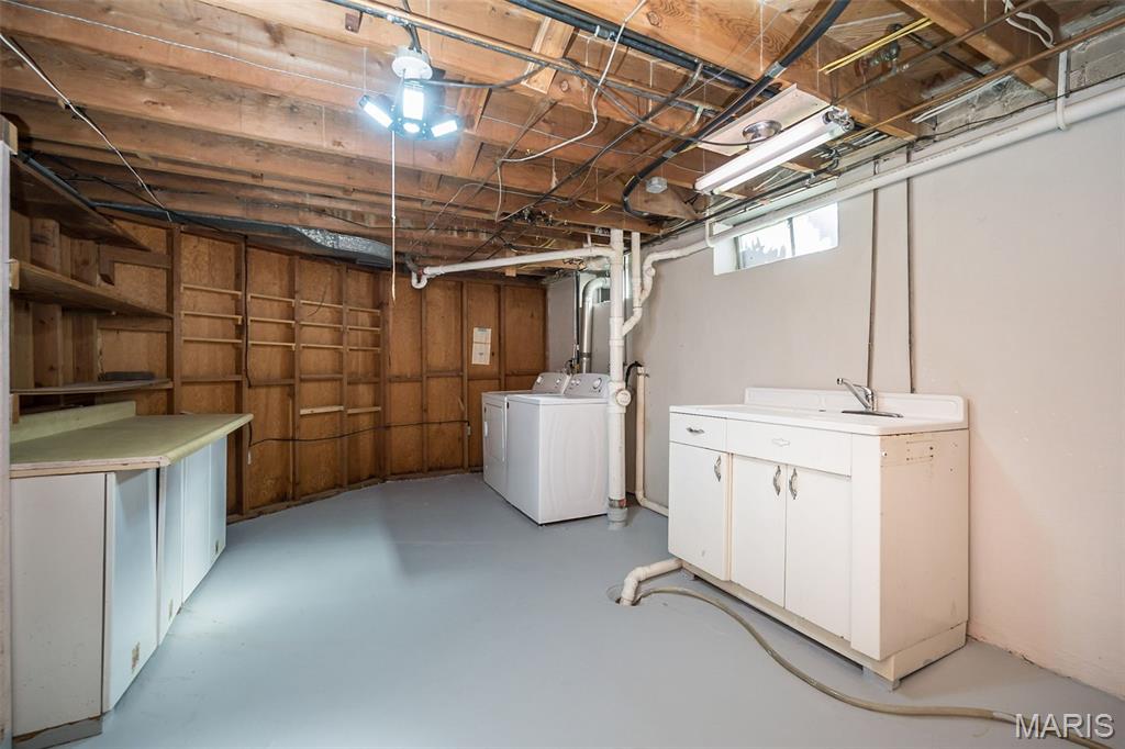 5937 Childress Avenue