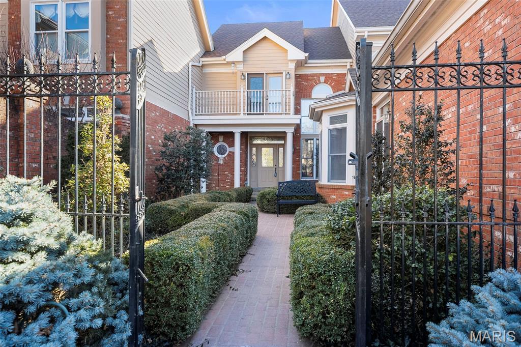 260 Carlyle Lake Drive