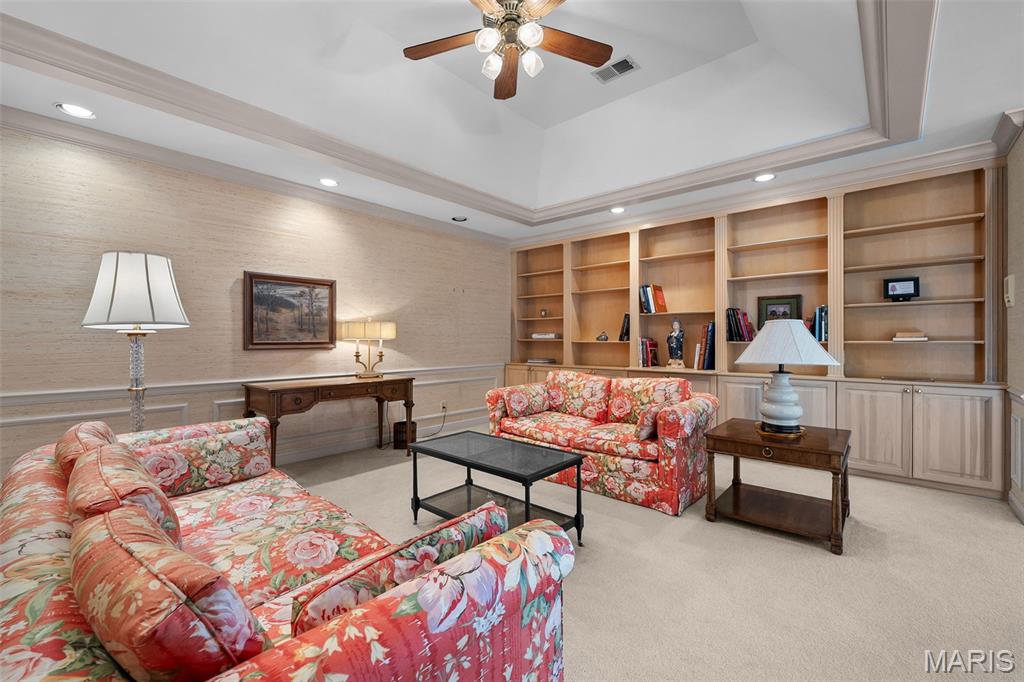 260 Carlyle Lake Drive