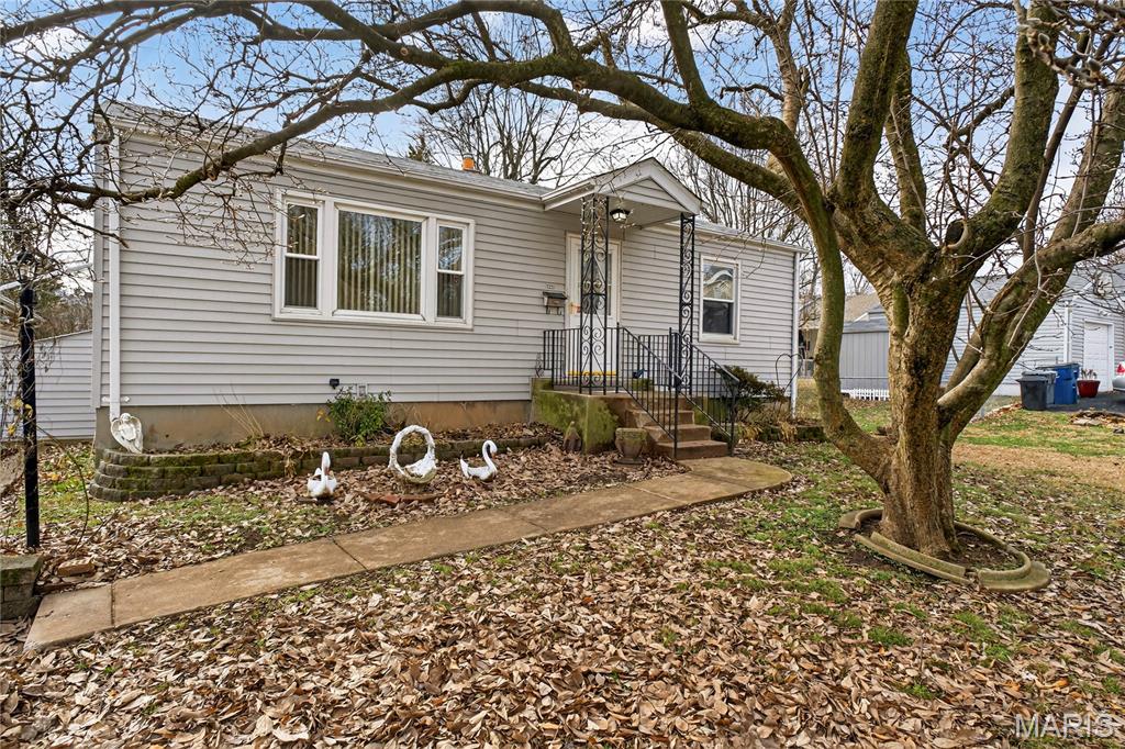 9844 Mecca Lane