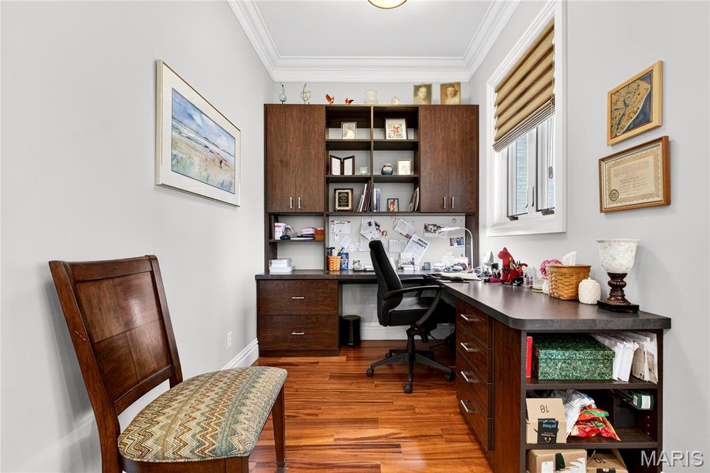 4411 McPherson Avenue Unit: 2