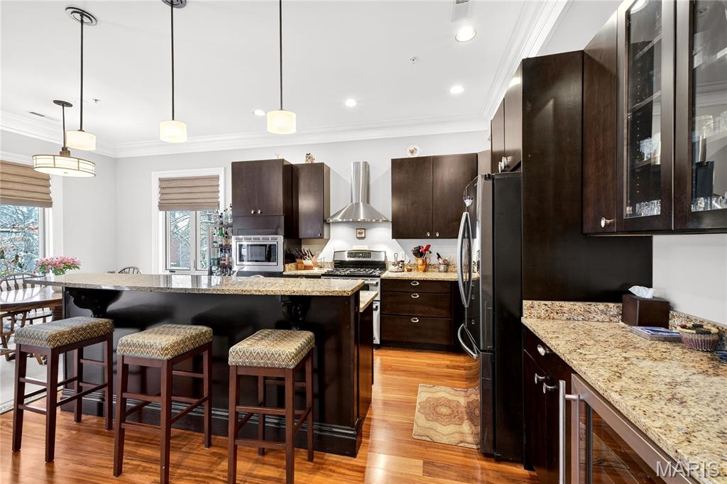 4411 McPherson Avenue Unit: 2