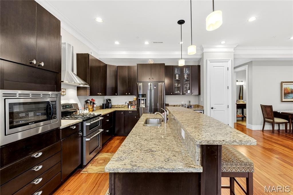 4411 McPherson Avenue Unit: 2