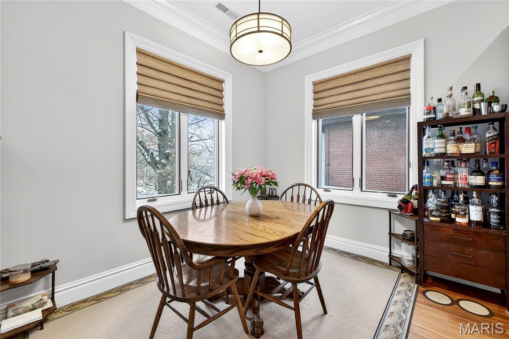 4411 McPherson Avenue Unit: 2