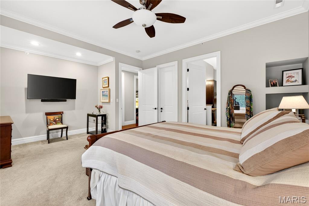 4411 McPherson Avenue Unit: 2