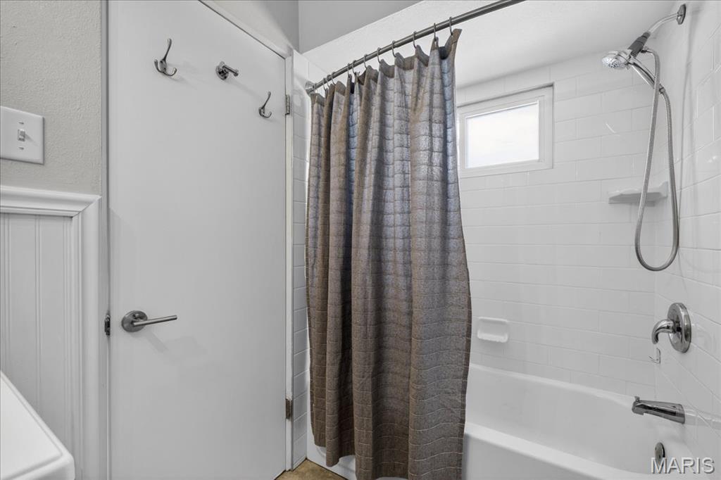 2402 Saint Giles Road