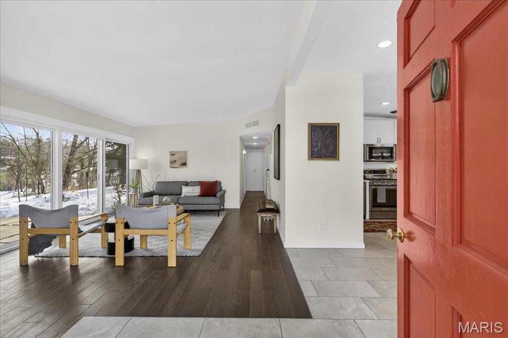 2402 Saint Giles Road