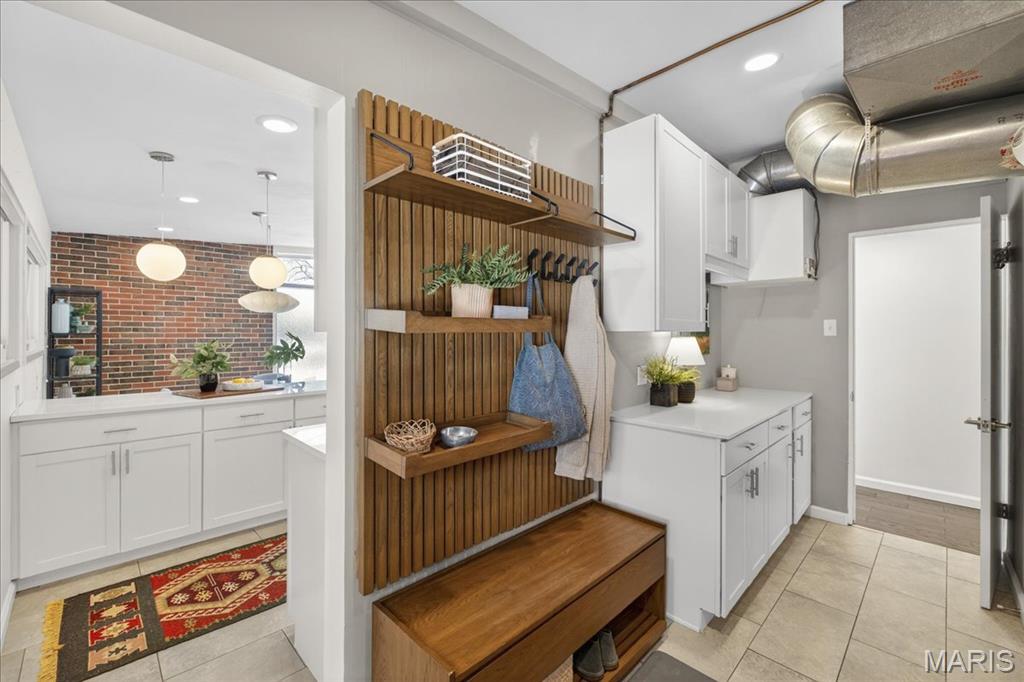 2402 Saint Giles Road