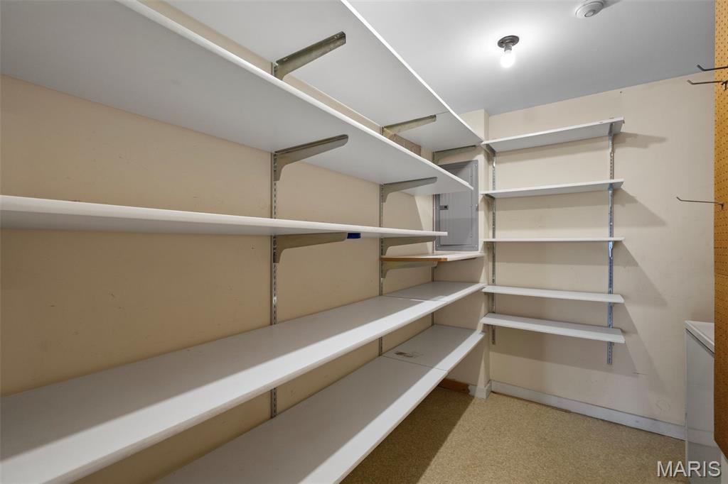 564 Sarah Lane Unit: 408