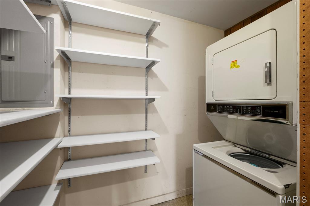 564 Sarah Lane Unit: 408