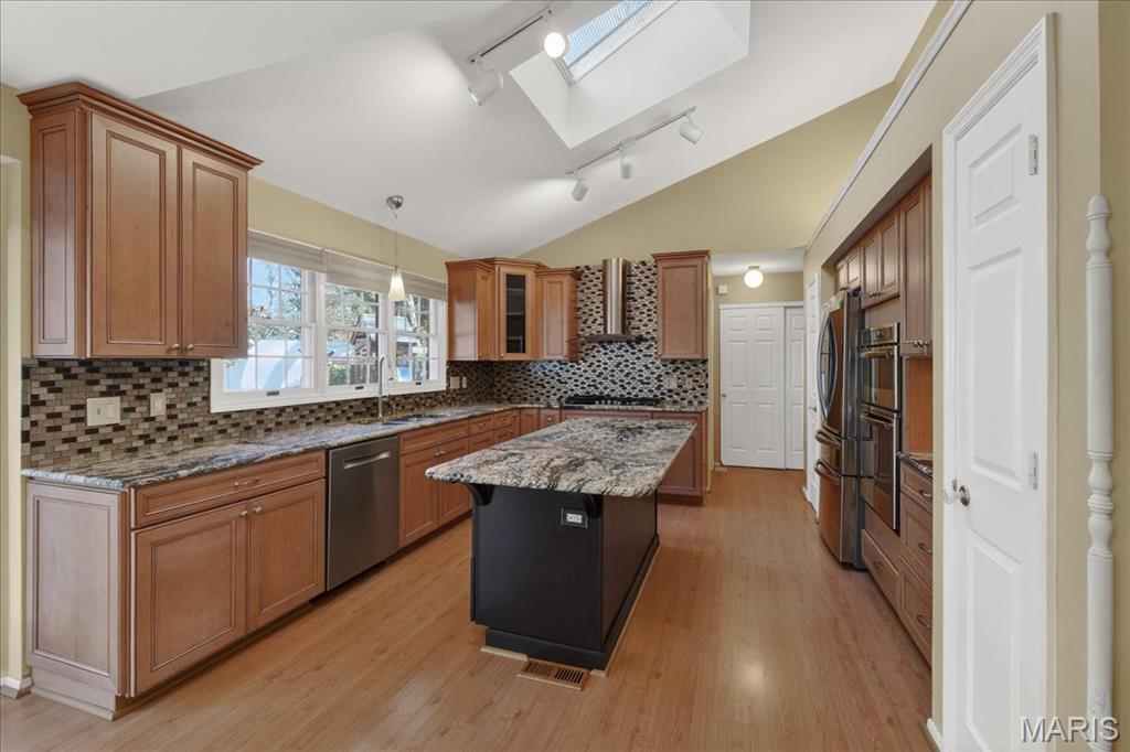 2316 Coventry Farm Court