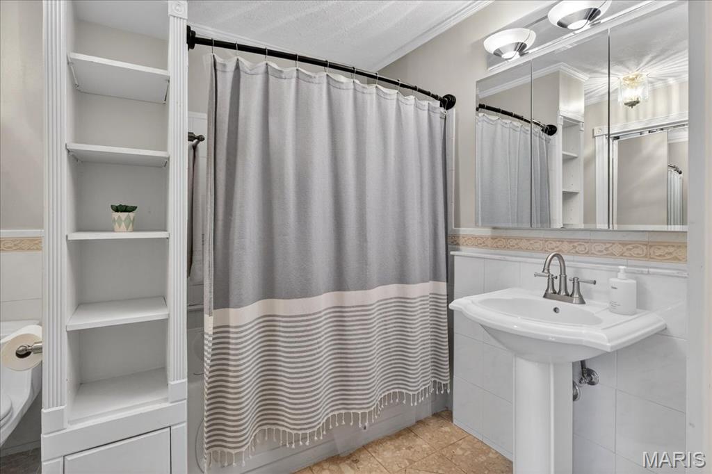 13290 Kenroyal Drive