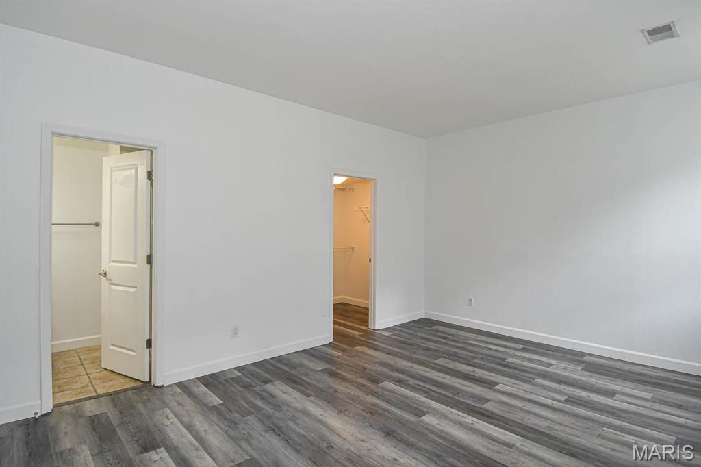 5330 Pershing Avenue Unit: 106