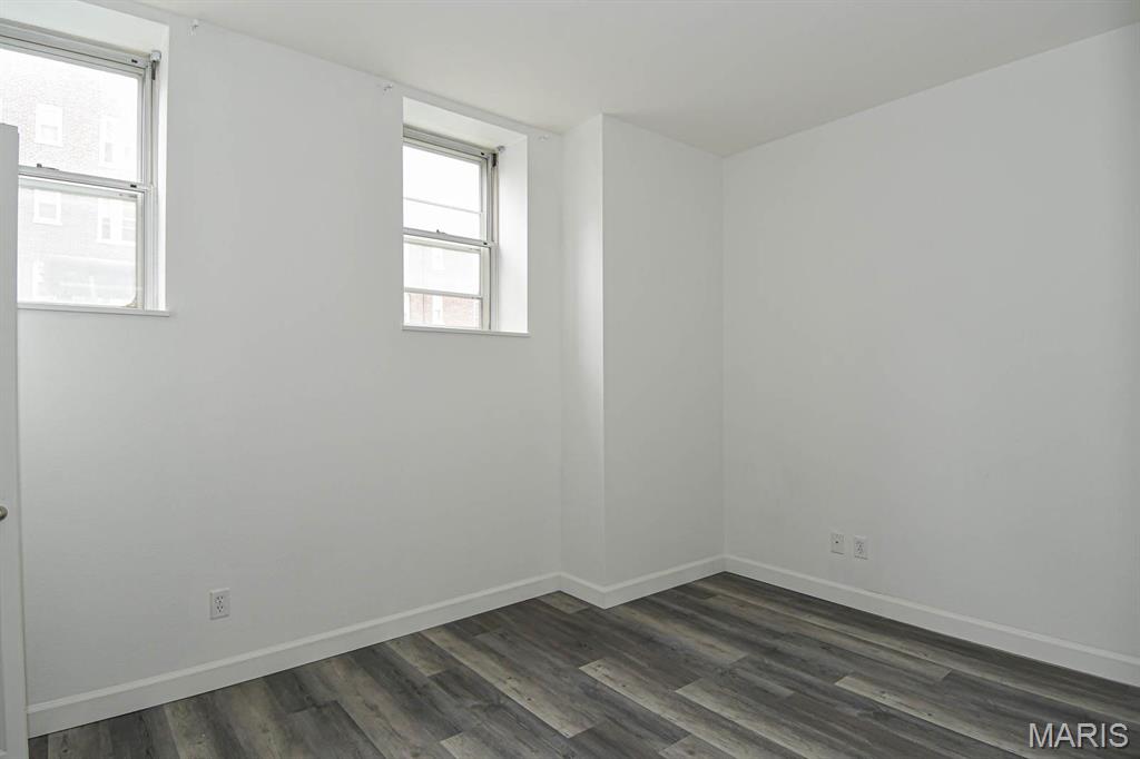 5330 Pershing Avenue Unit: 106