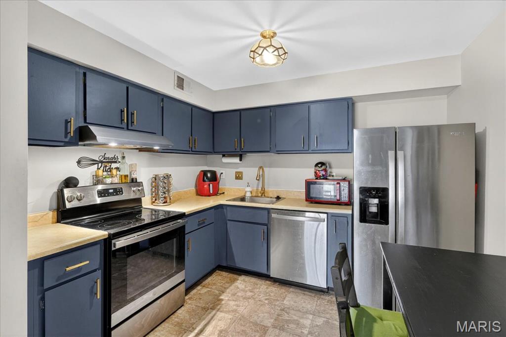 1104 Mariedale Court Unit: C